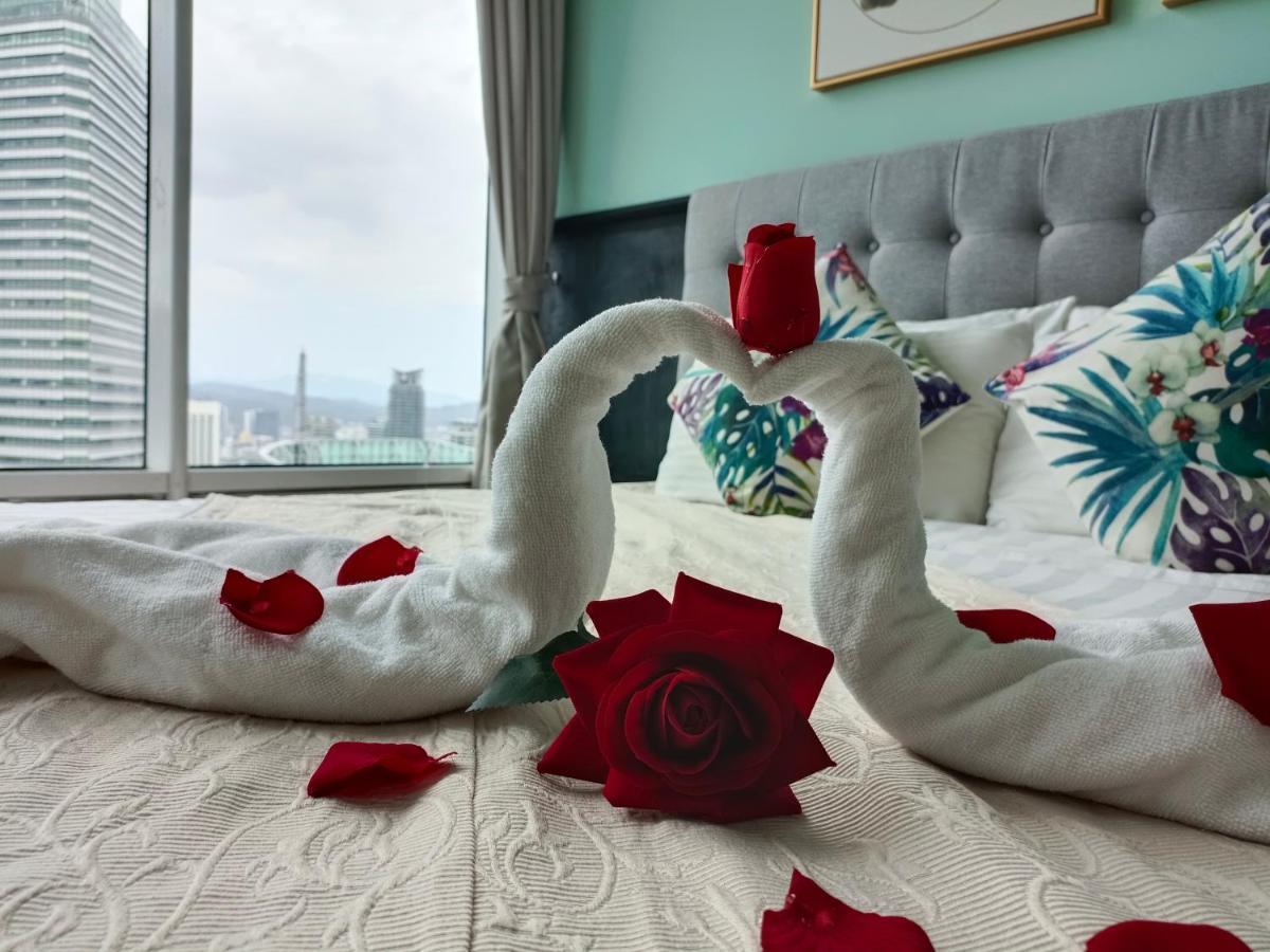 Sky Suites Klcc Kl Home Kuala Lumpur Luaran gambar